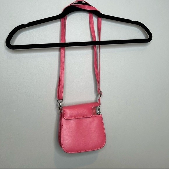 Instasize pink camera case - Picture 8 of 11